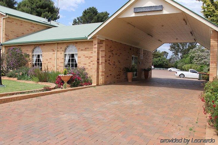 North Parkes Motel Eksteriør billede